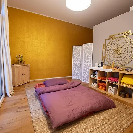 Beautiful In Bern With Parking, Massage & Meetingroom Available شقة *