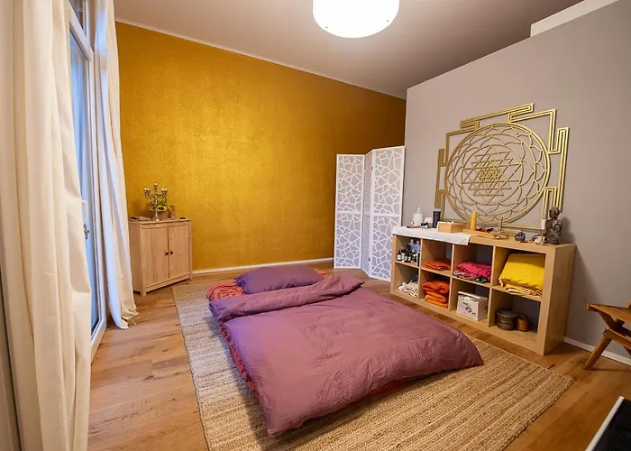 Beautiful In Bern With Parking, Massage & Meetingroom Available Апартаменты *